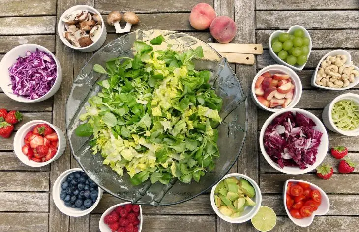 Какие продукты улучшают работу кишечника? онлайн