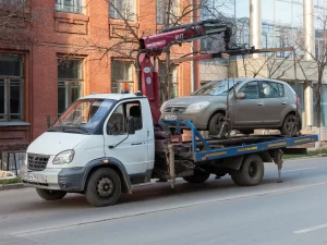 Когда эвакуатор имеет право забрать машину?