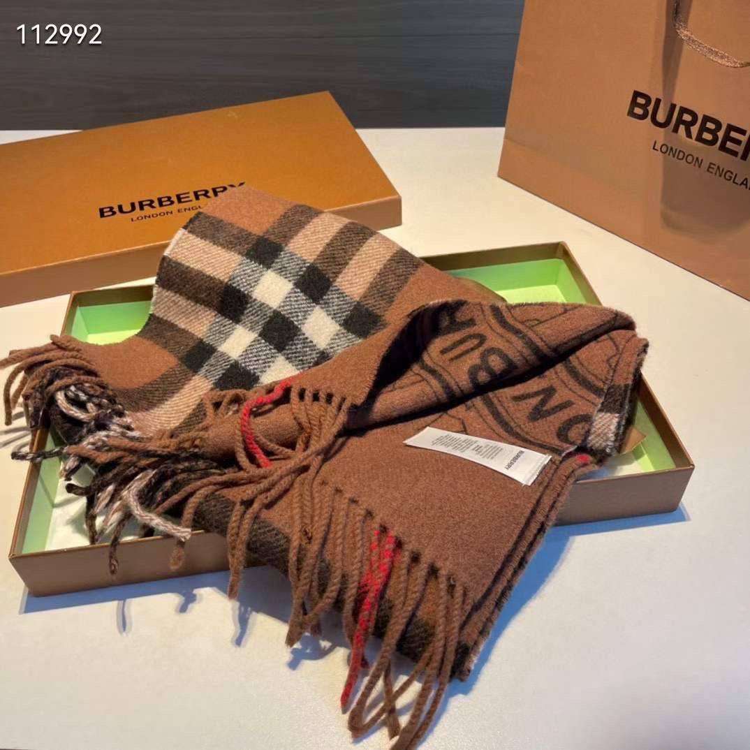 Мужские шарфы Burberry: изысканность и стиль онлайн