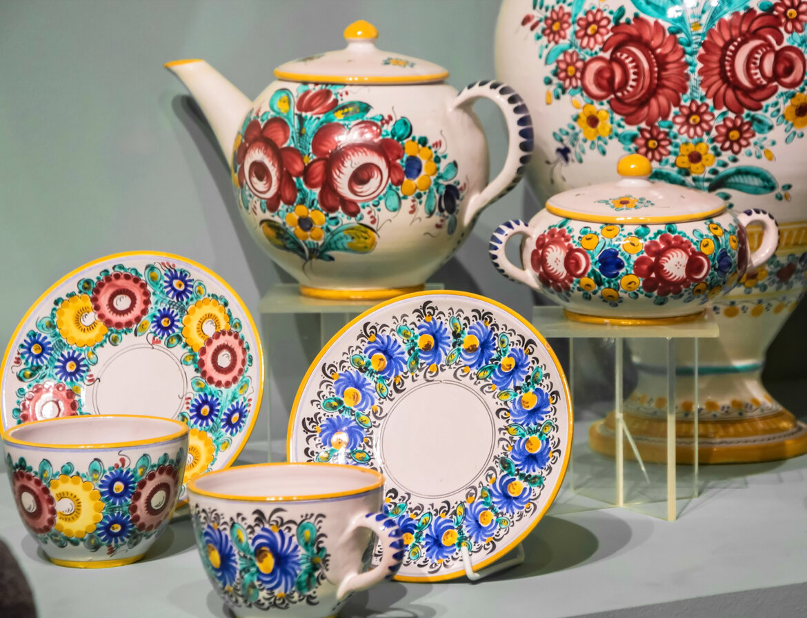 Уникальные и красочные керамические изделия онлайн