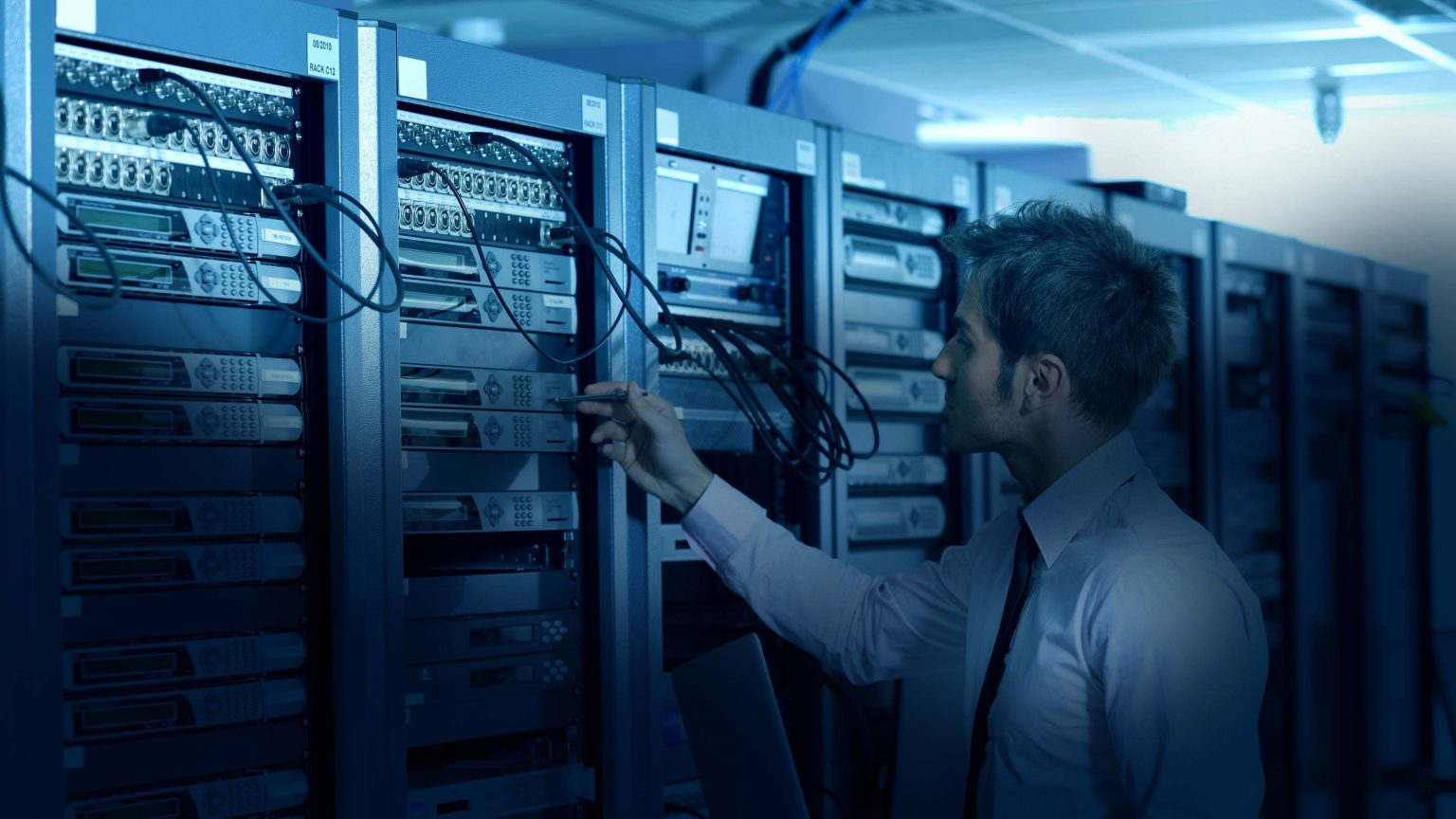 Как выбрать и купить VPS: практическое руководство для каждого онлайн